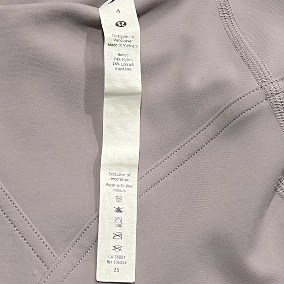 LULULEMON LEGGINGS SIZE 4 - Picture 3 of 3